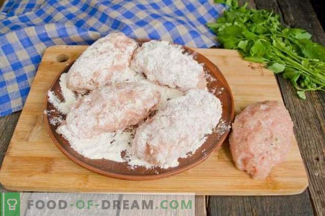 Piščančji Kijevski kotletki, narejeni iz mletega mesa - možnost preprostega kuhanja