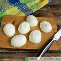 Preprost jajčni prigrizek s pašteto iz gob