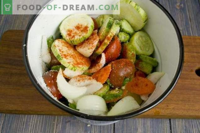 Korejska solata s kumaricami in paradižniki za zimo