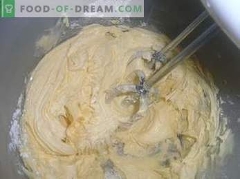 Cómo cocinar un pastel Leche de ave con sémola, una receta detallada.