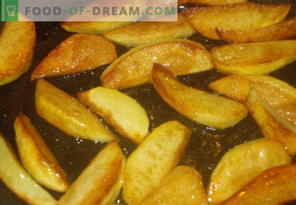 Kako pržiti krompir v ponvi s zlato skorjo, čebulo, mesom, gobami