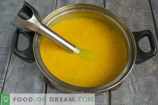 Kremna juha iz cvetače s slanino - svetla barva in okus
