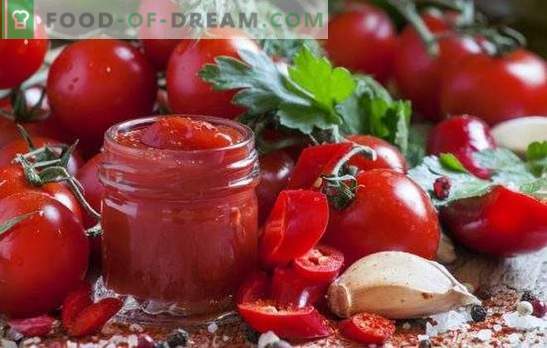 Domači kečap je uporaben in precej preprost. Zanimive domače ketchup recepti iz paradižnika, paprike, kosmuljev, jabolk, slive in češnje