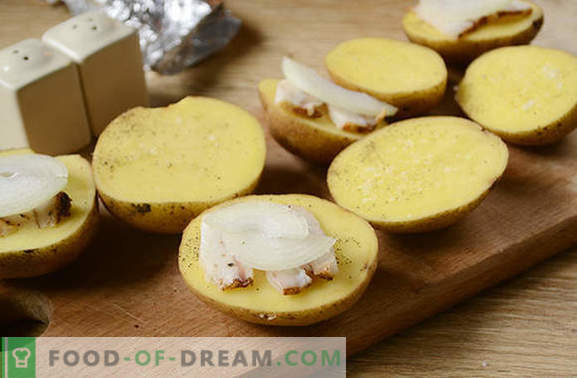Cartofi cu slănină în cuptor în folie - un gust din copilărie! Reteta fotografica detaliata pentru cartofi de gatit cu bacon copt in folie