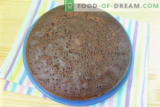 Torta v počasnem štedilniku - občutljiva sladica: recept s fotografijo. Opis postopka priprave tortice v počasnem štedilniku po korakih: čokoladna spužva